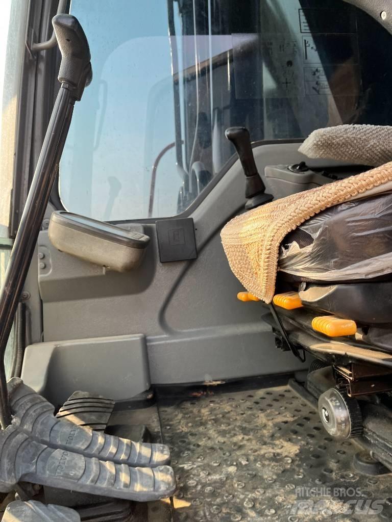 Volvo 290 대형 굴삭기 29톤 이상