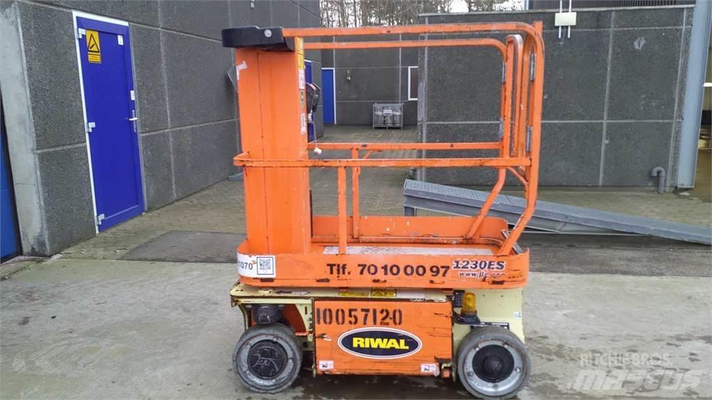 JLG 1230ES 기타 승강기와 플랫폼