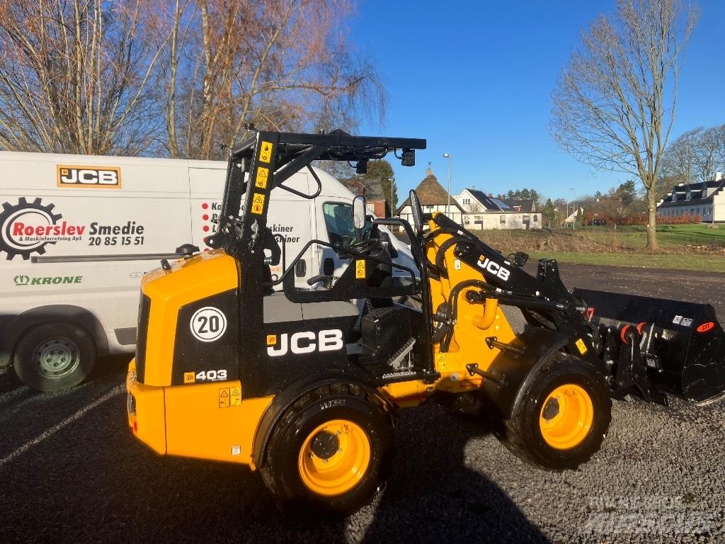 JCB 403  스키드로더