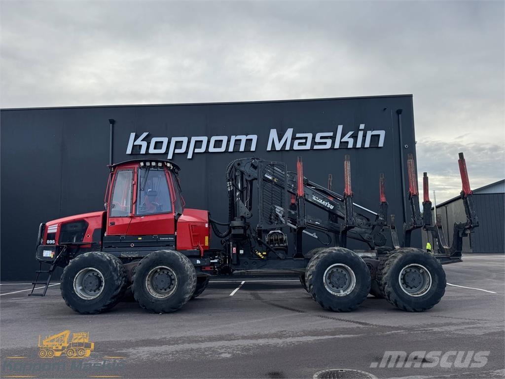Komatsu 895 원목 포워더