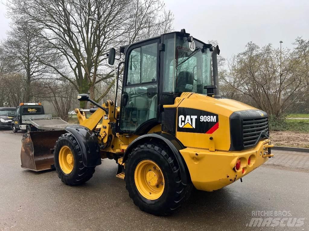 CAT 908M  휠로우더
