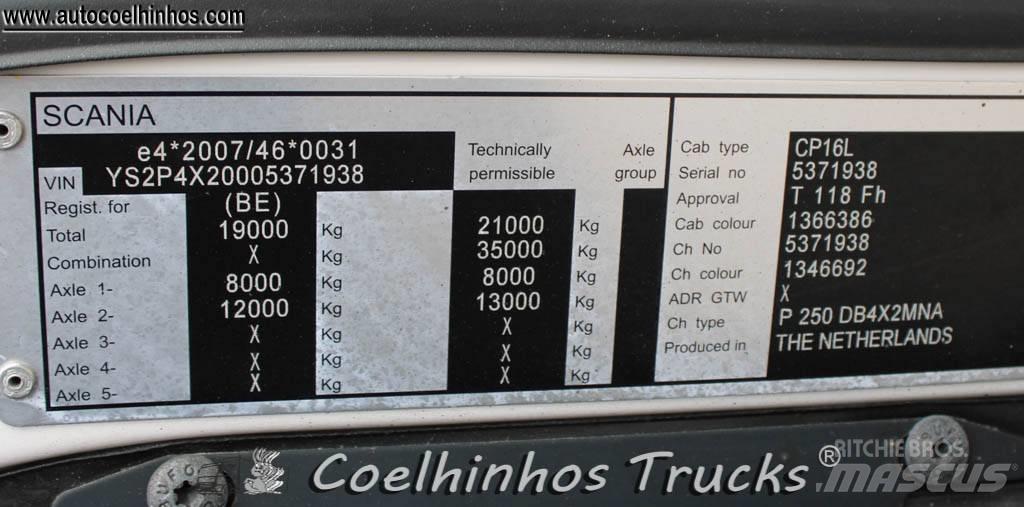 Scania P 250 탑차 트럭