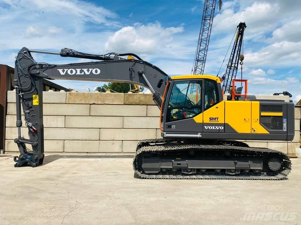 Volvo ec220el 대형 굴삭기 29톤 이상