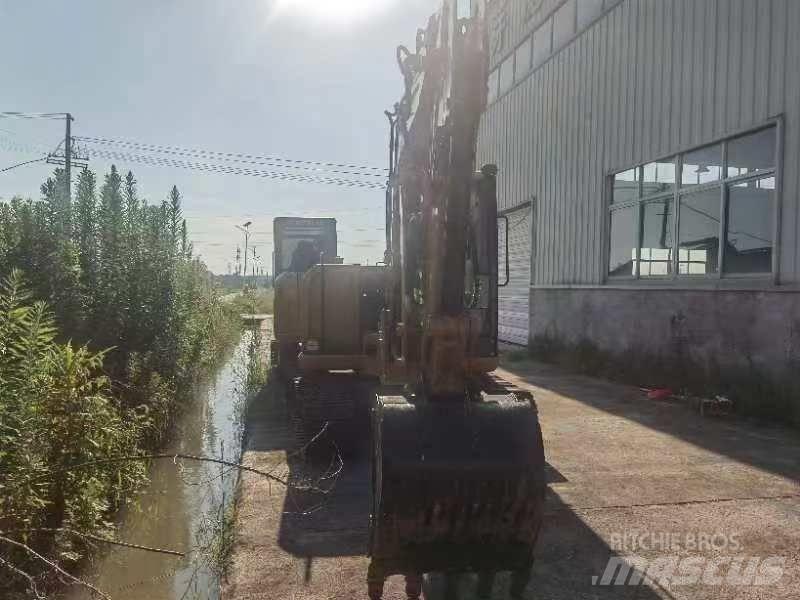 CAT 306E 소형 굴삭기 7톤 미만