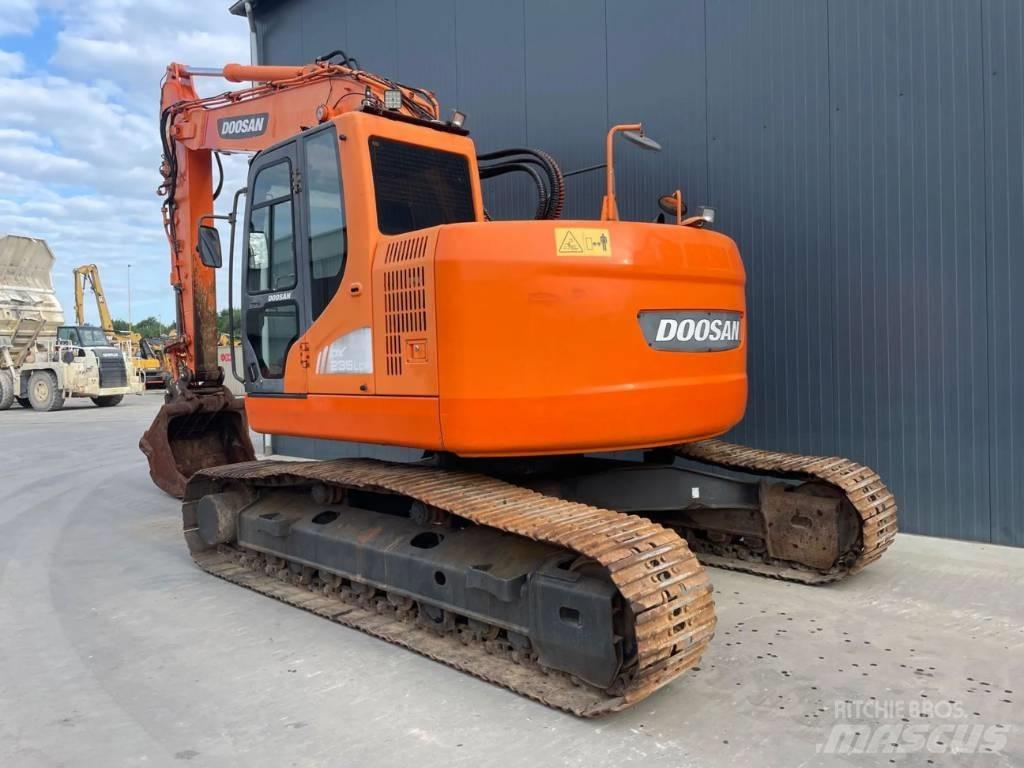 Doosan DX235LCR 대형 굴삭기 29톤 이상