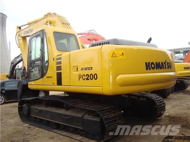 Komatsu PC 200 대형 굴삭기 29톤 이상