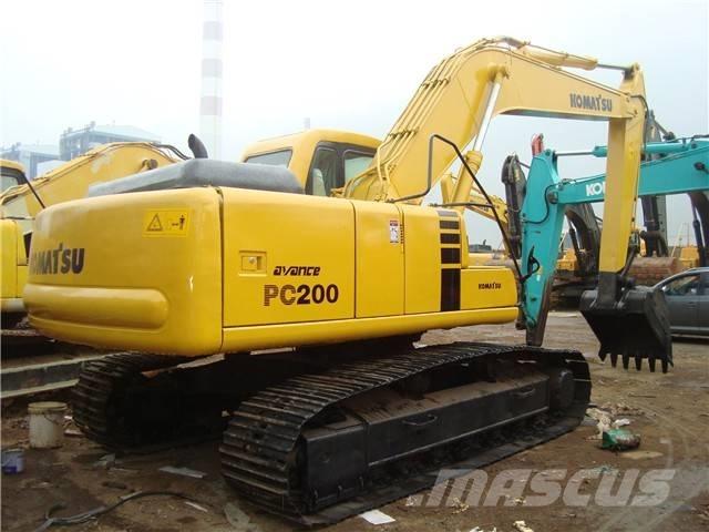 Komatsu PC 200 대형 굴삭기 29톤 이상