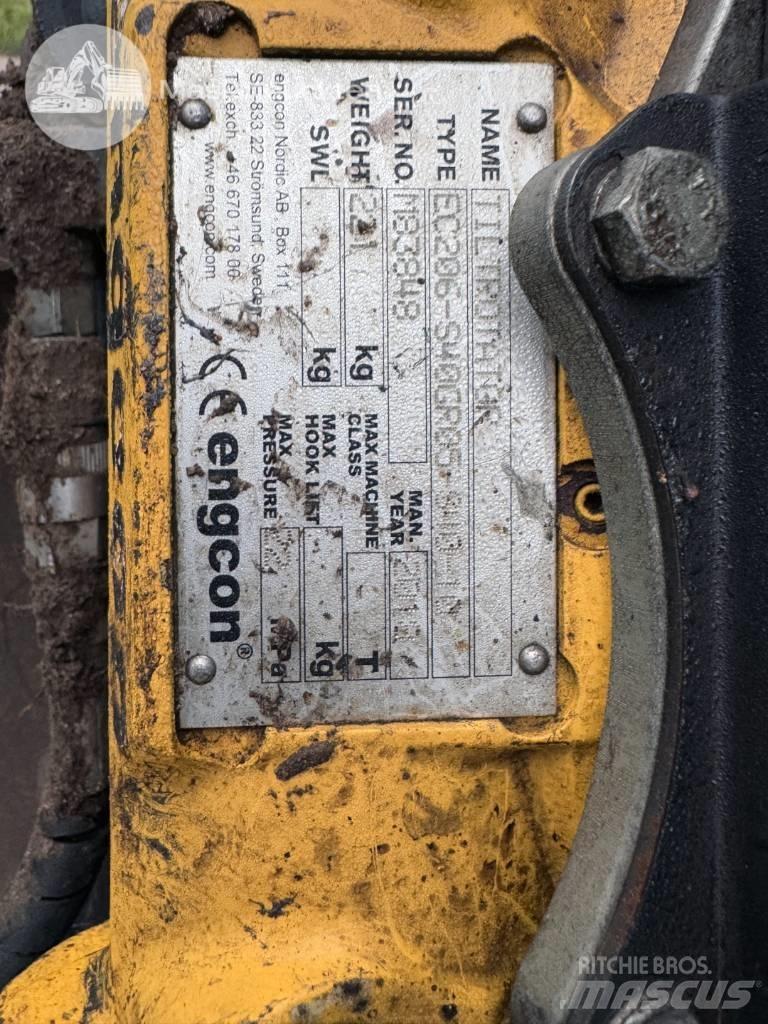 Wacker Neuson 6503  휠 굴삭기
