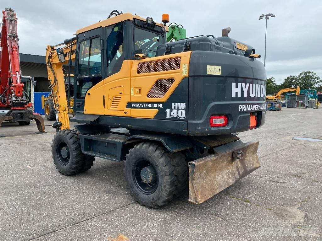 Hyundai HW140  휠 굴삭기