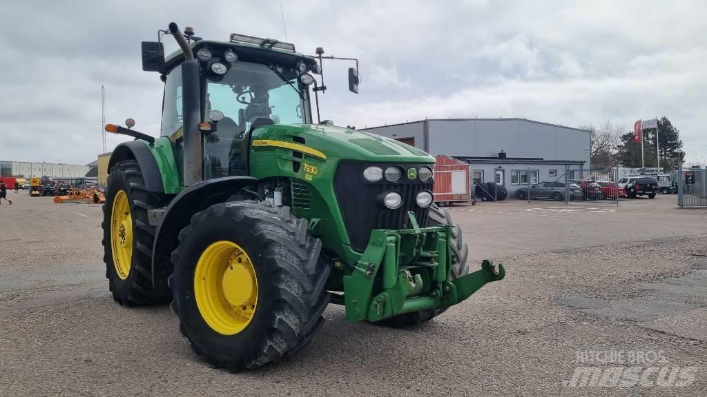 John Deere 7930 트랙터