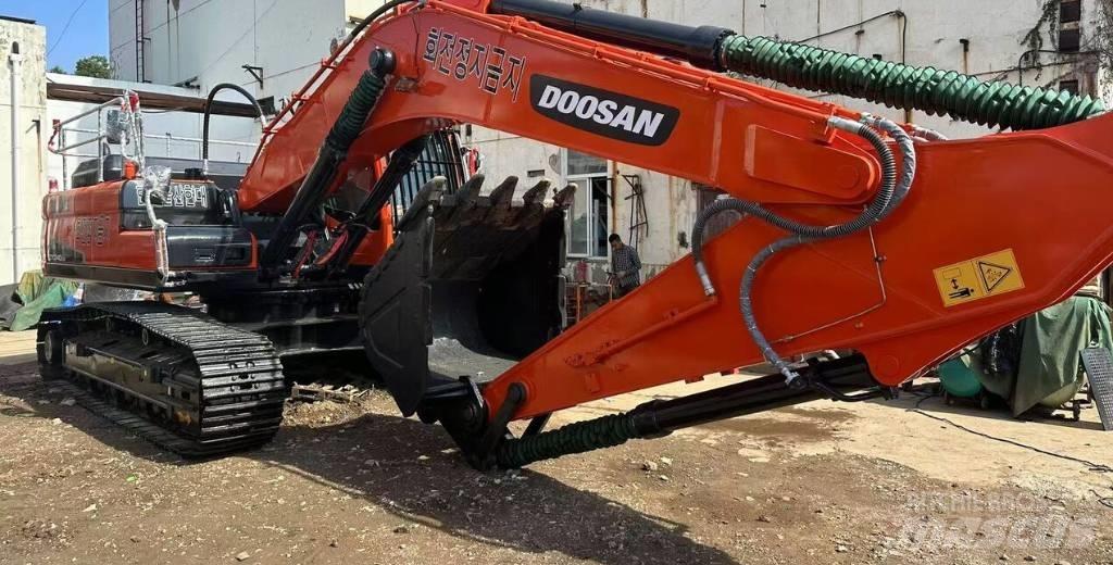 Doosan DX340 대형 굴삭기 29톤 이상