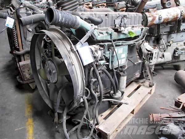 Volvo D12A340 엔진