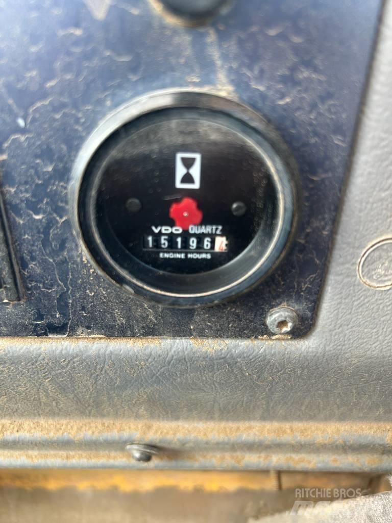 Volvo L 70 C  휠로우더