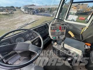 Freightliner FC 80 청소 트럭
