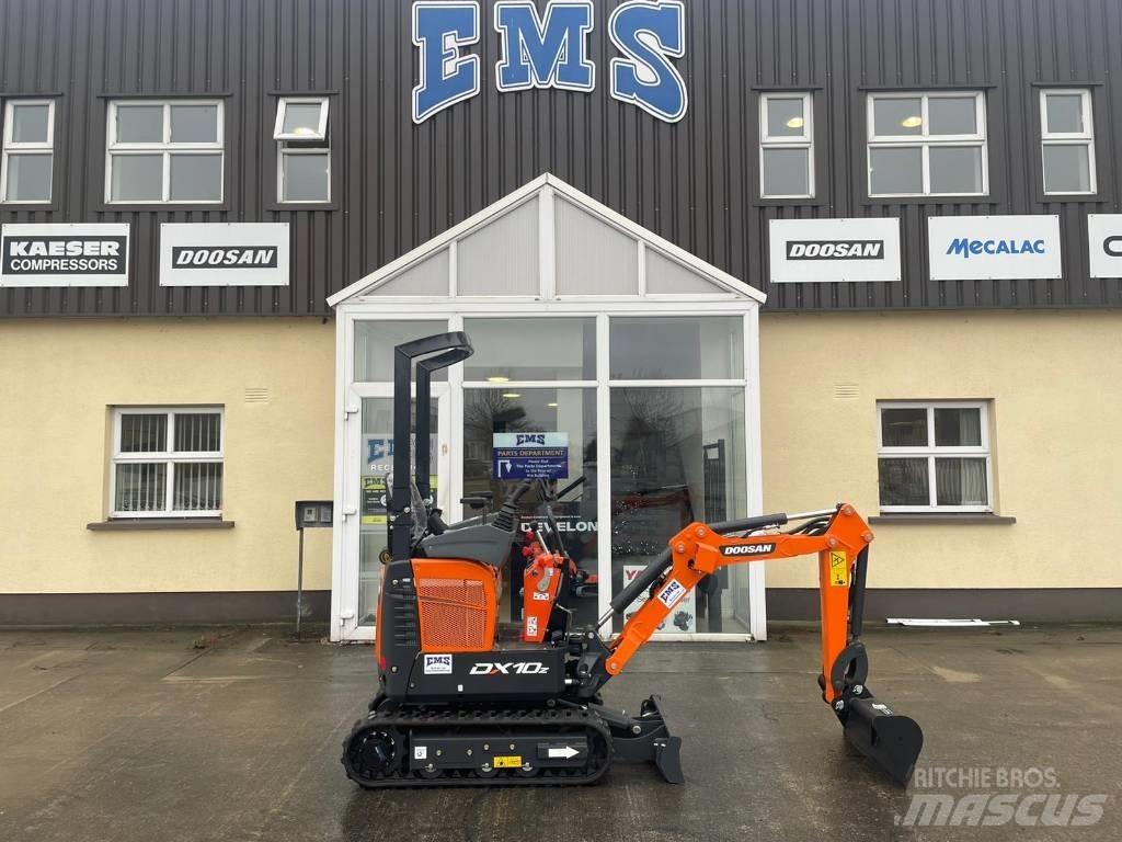 Doosan DX 10 Z 소형 굴삭기 7톤 미만