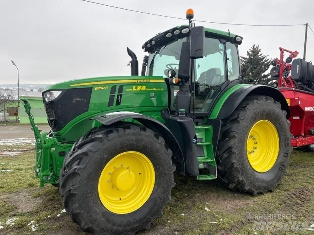 John Deere 6250 R 트랙터