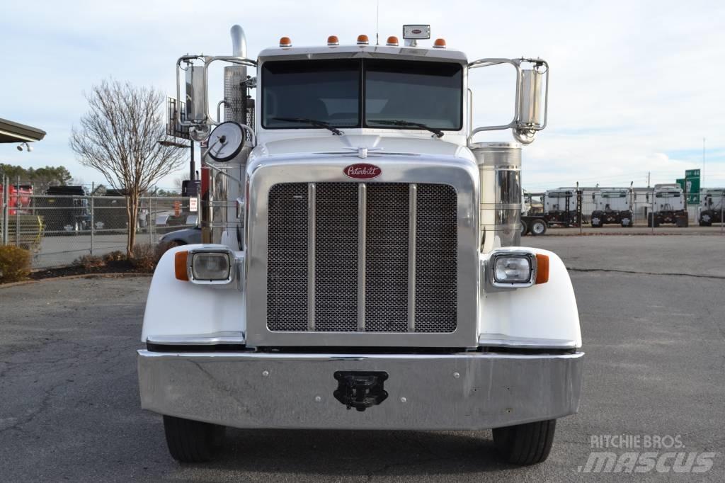 Peterbilt 367 트랙터 유닛