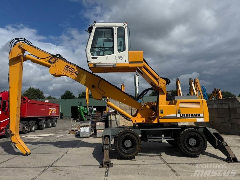Liebherr A 904 폐기물/산업 처리기