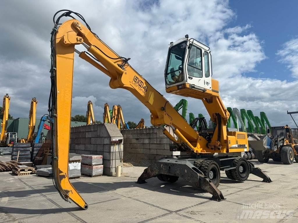 Liebherr A 904 폐기물/산업 처리기