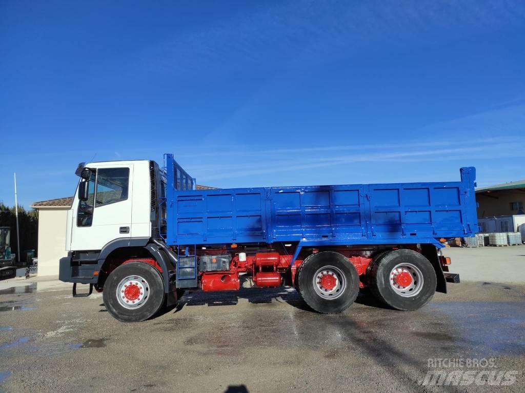 Iveco MP260 E35H 덤프 트럭