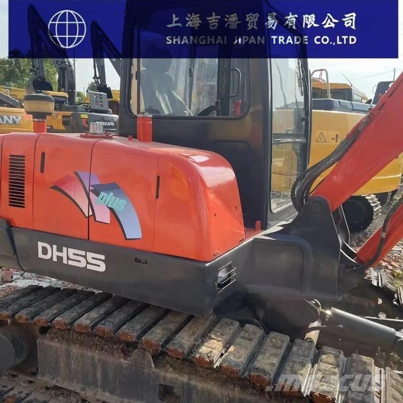 Doosan DH 55 소형 굴삭기 7톤 미만