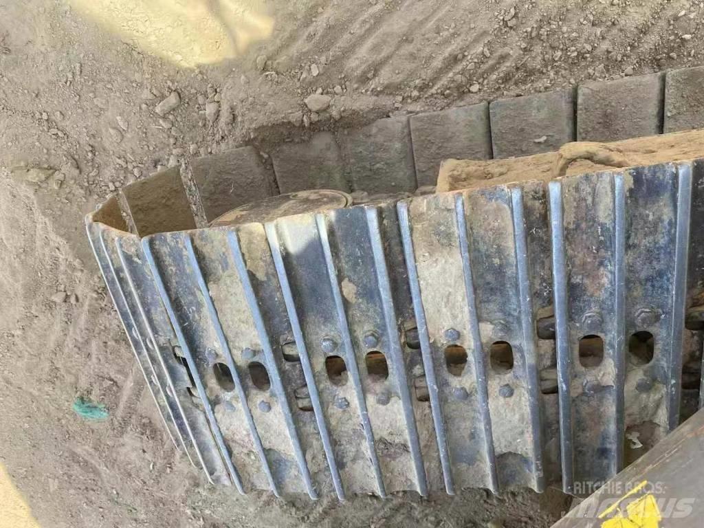 Volvo EC80 대형 굴삭기 29톤 이상