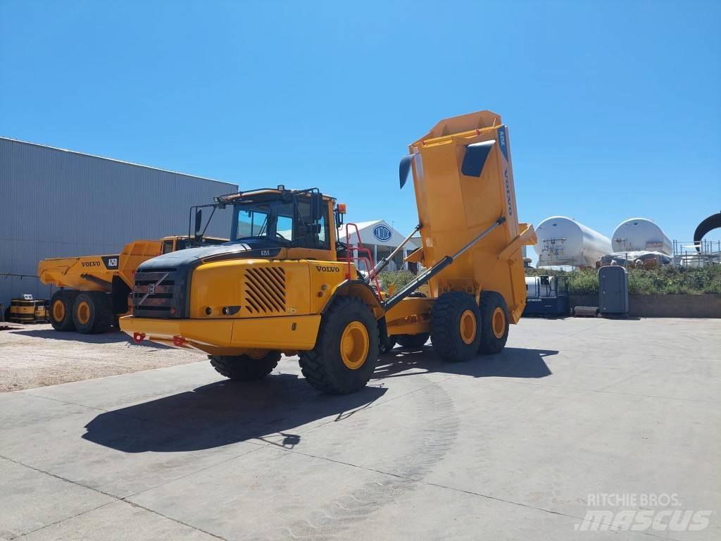 Volvo A 25 E 연결식 홀러
