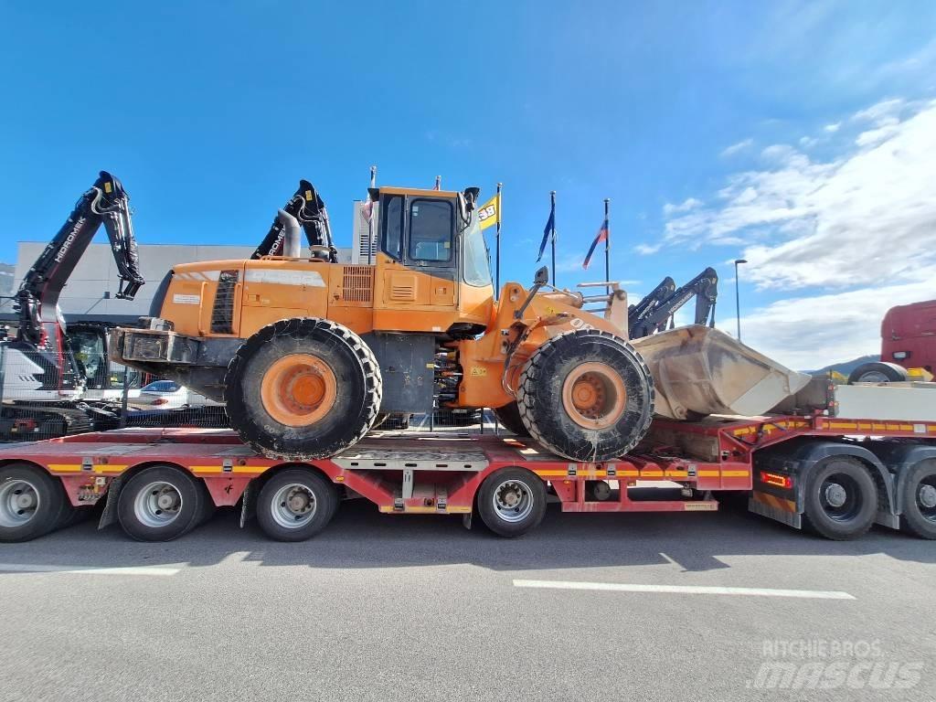Doosan DL 300  휠로우더