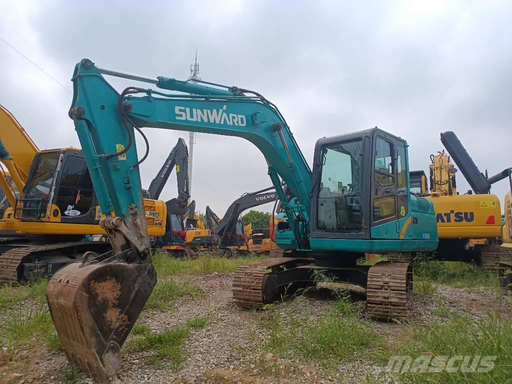 Sunward SWE 130 E 대형 굴삭기 29톤 이상