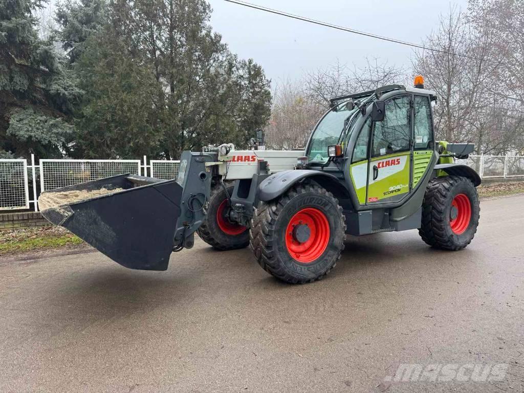 CLAAS Scorpion 9040 텔러 핸들러