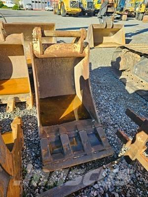 CAT M 322 D  휠 굴삭기