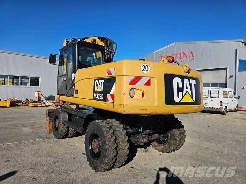 CAT M 322 D  휠 굴삭기