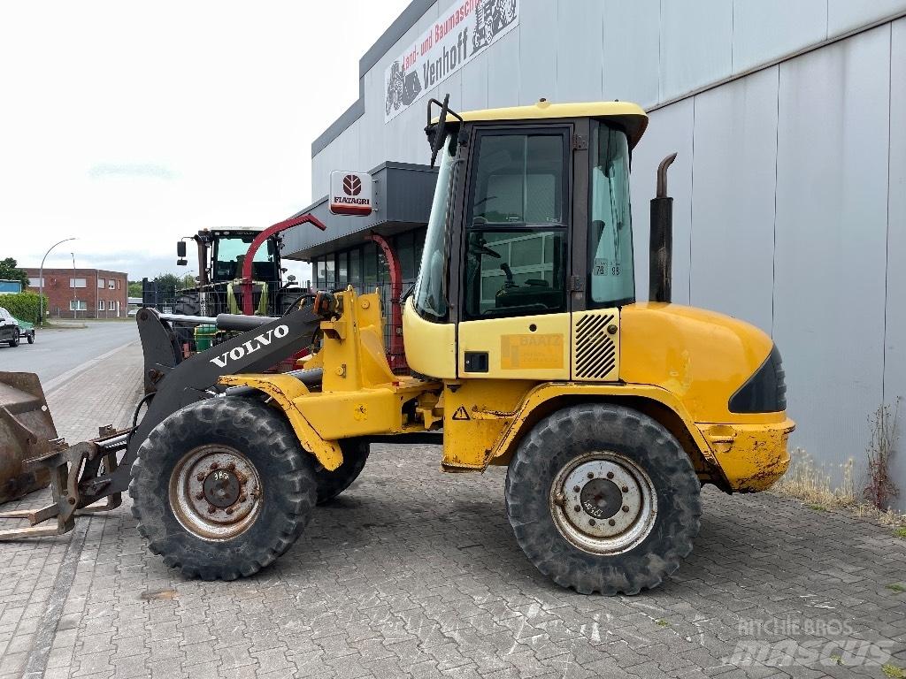 Volvo L 30 B  휠로우더