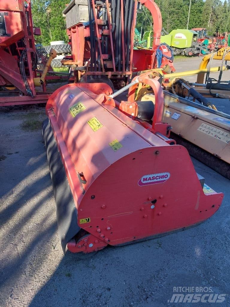Maschio Tornado 280 목장 제초기 및 토퍼