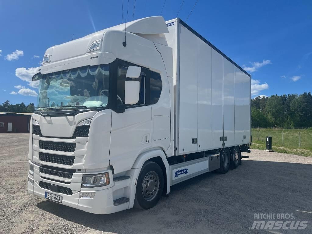 Scania R540B6X2*4NB 탑차 트럭