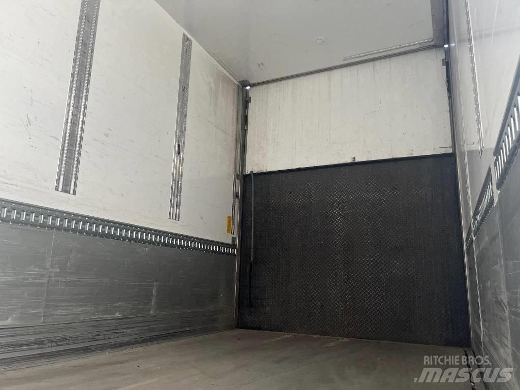 Scania R540B6X2*4NB 탑차 트럭