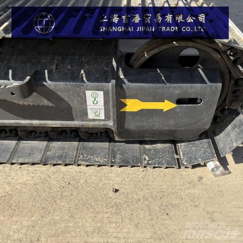 Komatsu PC 130 대형 굴삭기 29톤 이상
