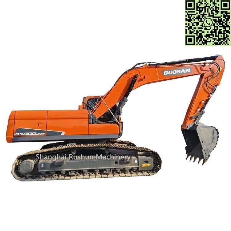 Doosan DX300 대형 굴삭기 29톤 이상