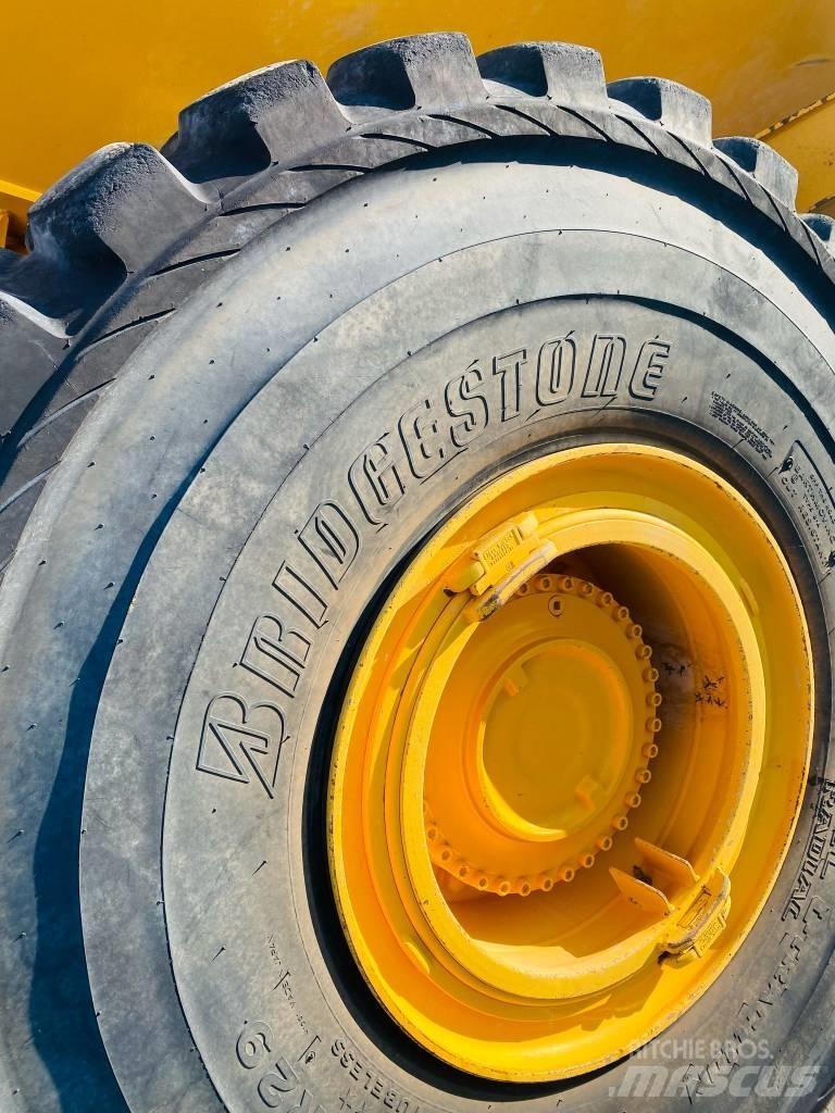 Volvo A 60 H 연결식 홀러
