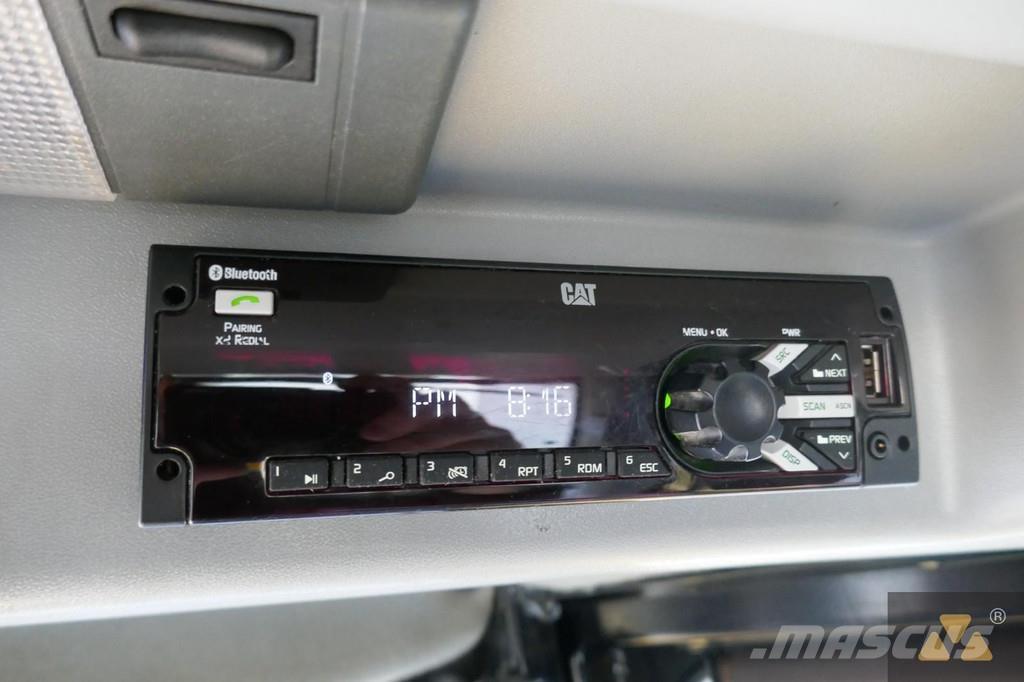 CAT D8T 크롤러 도저