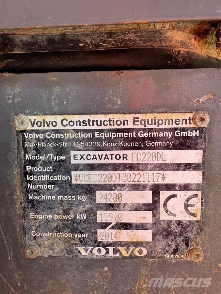 Volvo EC 220 DL 대형 굴삭기 29톤 이상