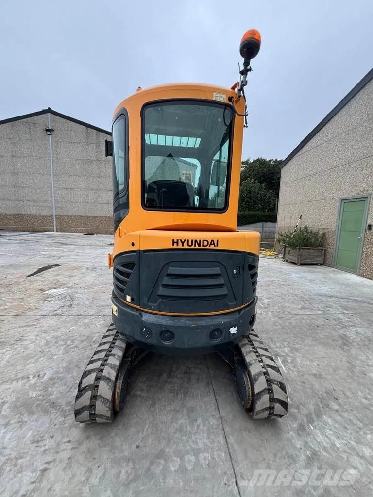Hyundai R25Z 소형 굴삭기 7톤 미만