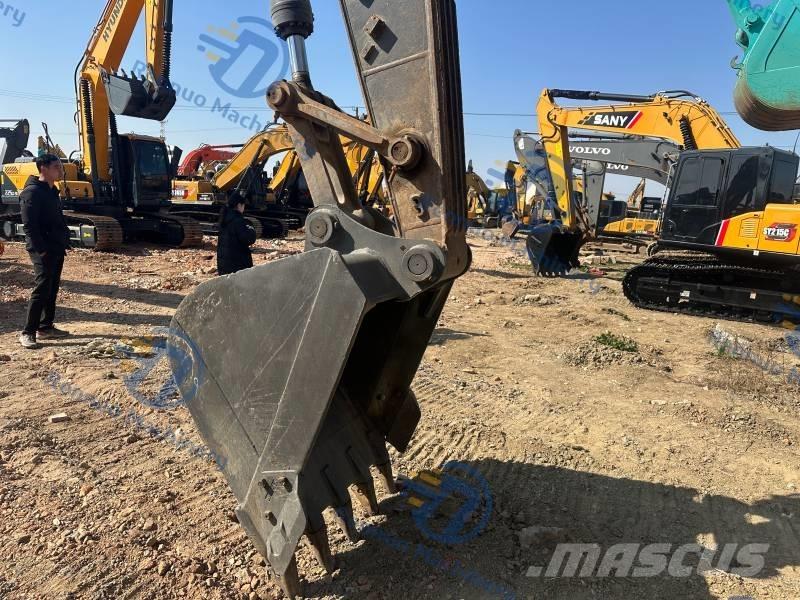 Volvo EC 220 D 대형 굴삭기 29톤 이상