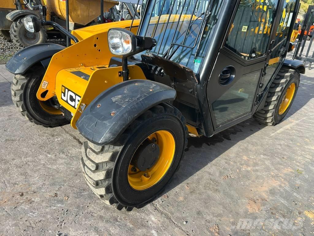 JCB 525-60 텔러 핸들러