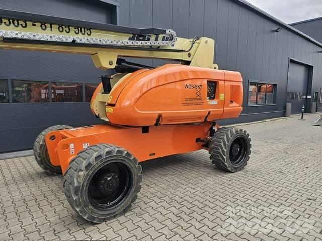 JLG 860 SJ 견인식 전동이동 리프트