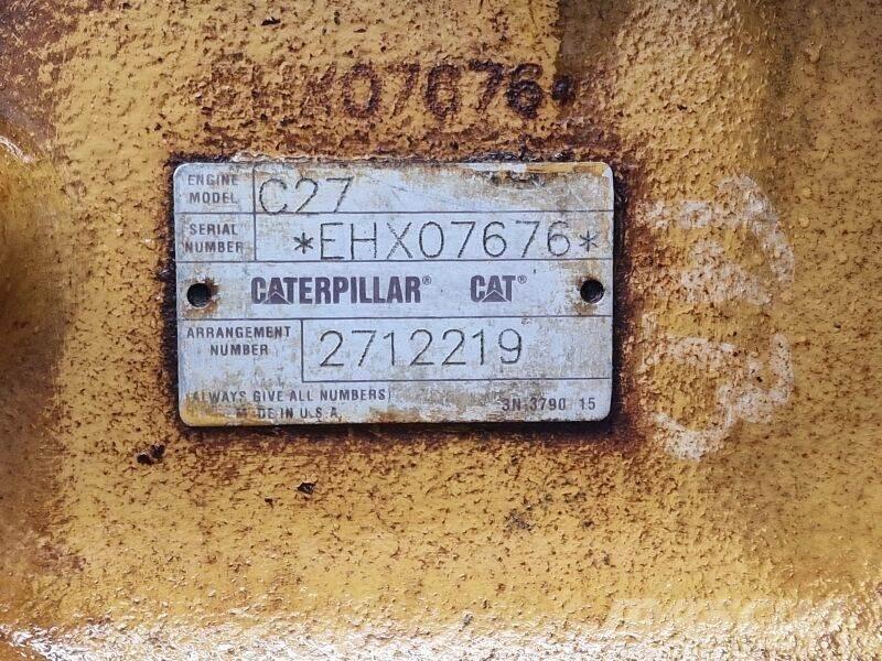 CAT C27 엔진