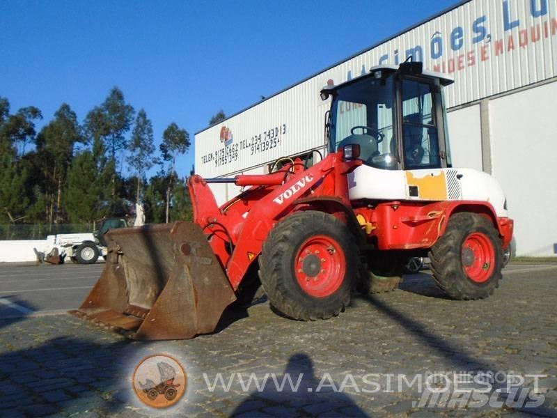 Volvo L 30 B  휠로우더