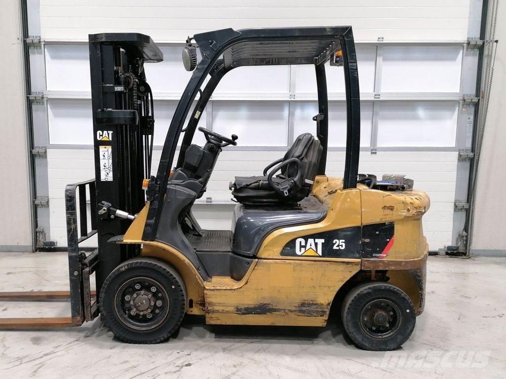 CAT GP25N LPG 지게차