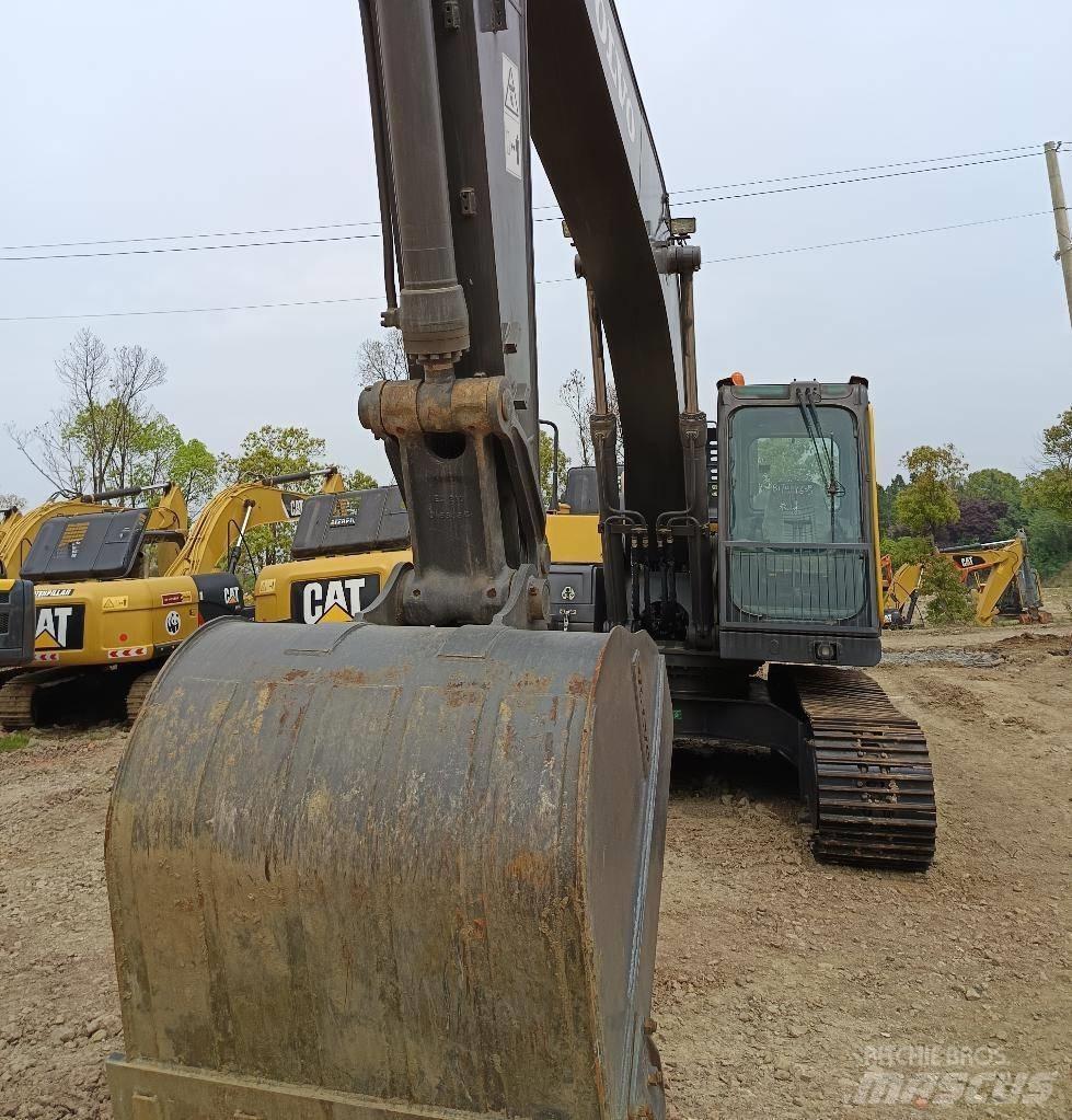 Volvo EC 210 대형 굴삭기 29톤 이상