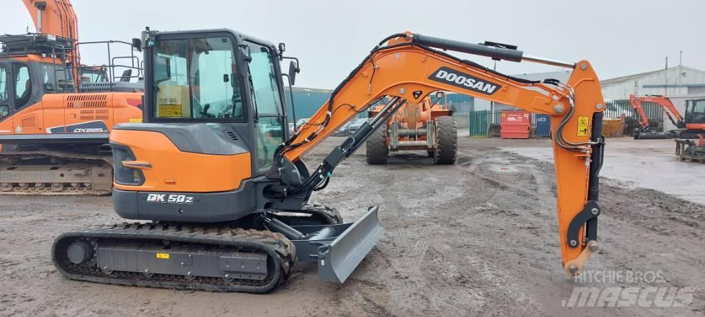 Doosan DX 50 Z 대형 굴삭기 29톤 이상